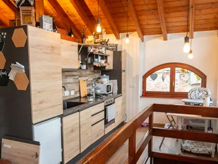 Casa bilocale in vendita in Piazza Giuseppe Mazzini, Ovada