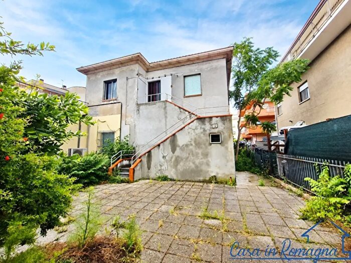 Appartamento quadrilocale in vendita in Viale Piemonte, Rimini
