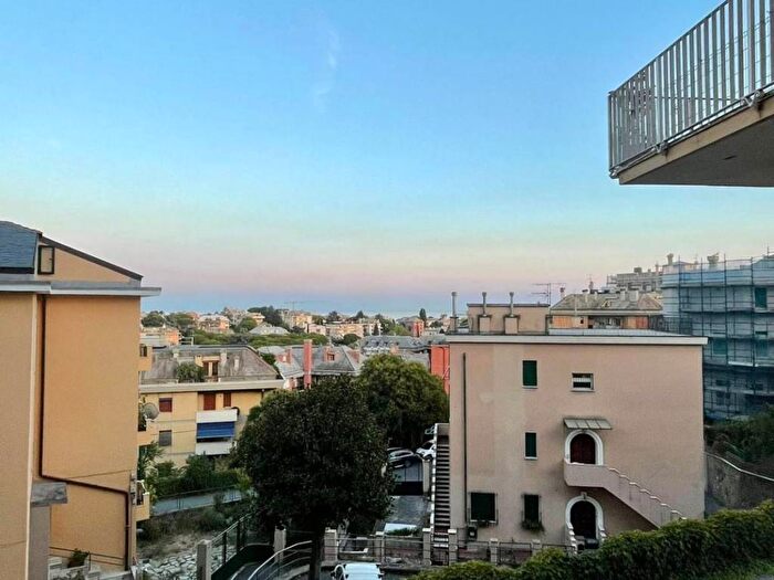 Appartamento bilocale in affitto in Via Dodecaneso, Albaro, Genova