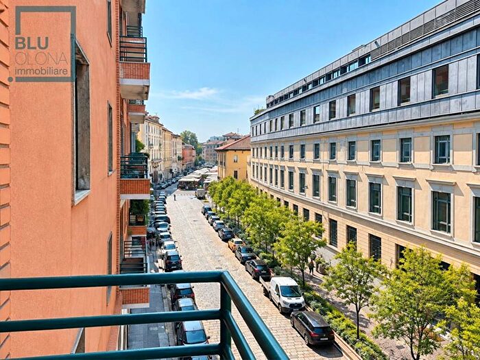 Appartamento trilocale in affitto in Via San Marco, Turati, Milano