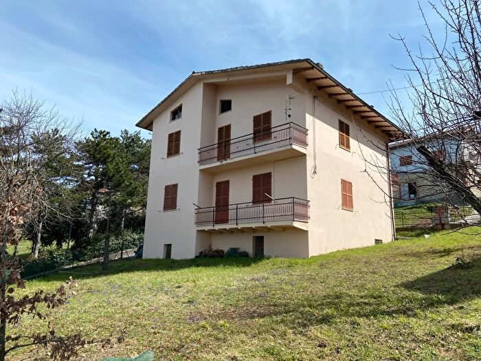 Casa quadrilocale in vendita in Maiolo Rn, Maiolo