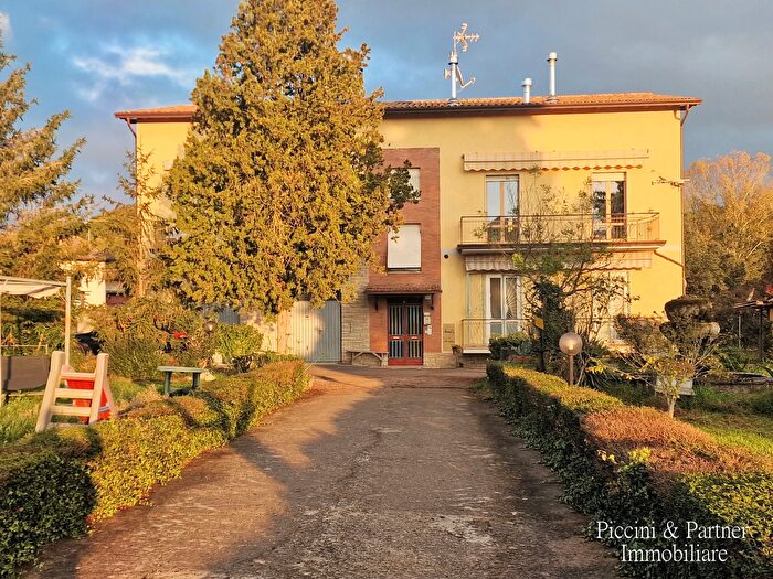 Appartamento con 5 locali in vendita in Str Tiberina Nord, Perugia