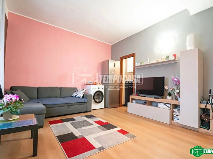 Appartamento bilocale in vendita in Via Madonnina, Nova Milanese