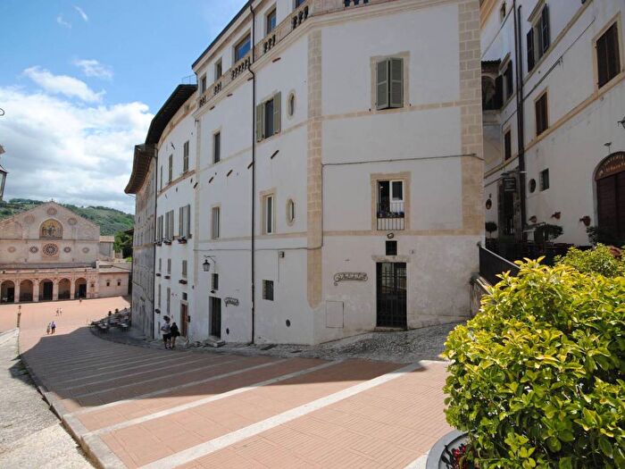 Appartamento quadrilocale in affitto in Centro Storico, Spoleto