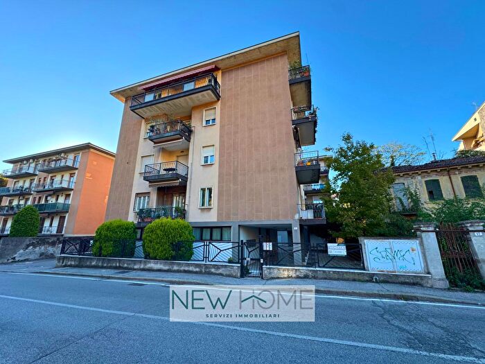 Appartamento quadrilocale in vendita in Via Monte Ortigara, Verona