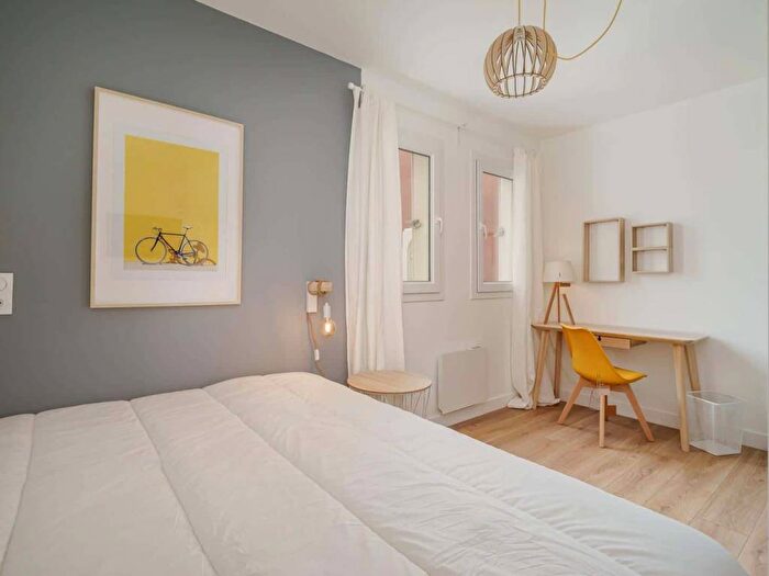 Appartamento con 6 locali in affitto in Rue Achille Emperaire, AixenProvence