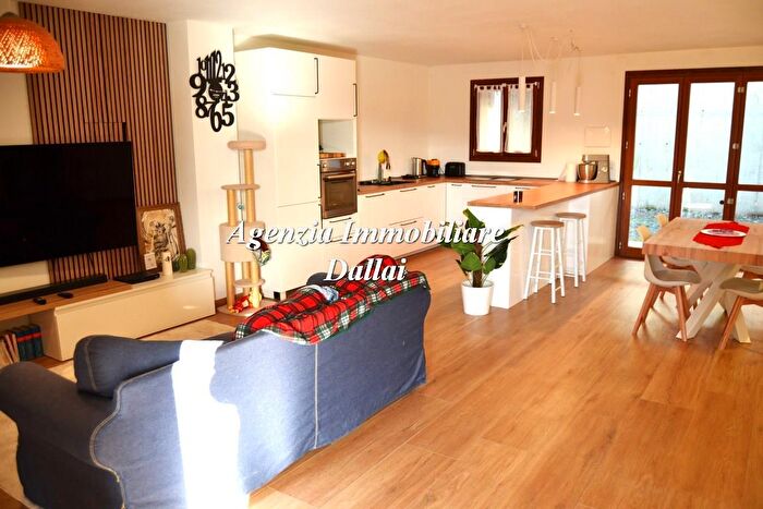 Casa con 5 locali in vendita in Viale Fratelli Kennedy, Borgo San Lorenzo