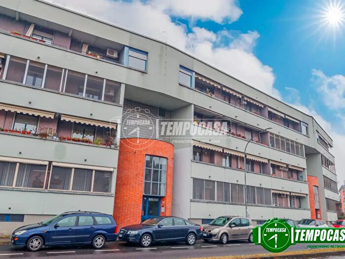 Appartamento quadrilocale in vendita in Via Cooperazione, Binasco