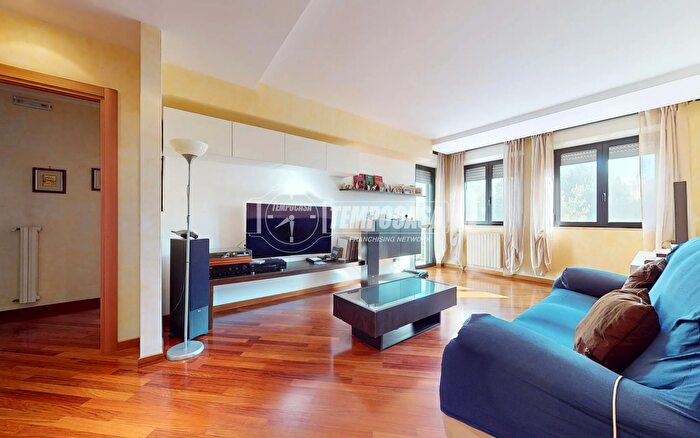 Appartamento quadrilocale in vendita in Via Cremona, Conversano