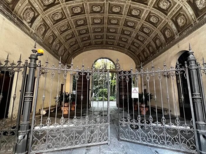 Appartamento con 5 locali in vendita in Mantova