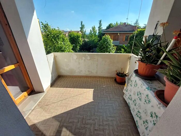 Appartamento quadrilocale in vendita in Via Firenze, Modena