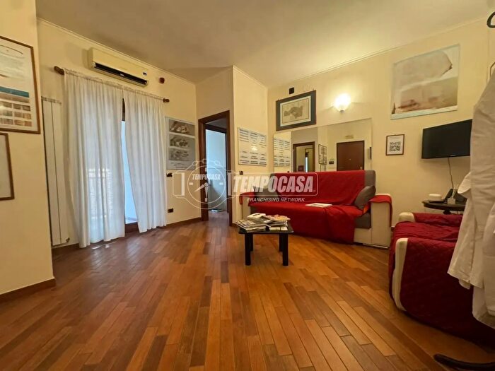 Appartamento bilocale in vendita in Via Vincenzo Tiberio, Napoli