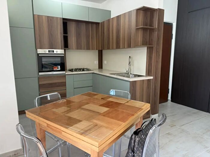 Appartamento trilocale in affitto in Agropoli