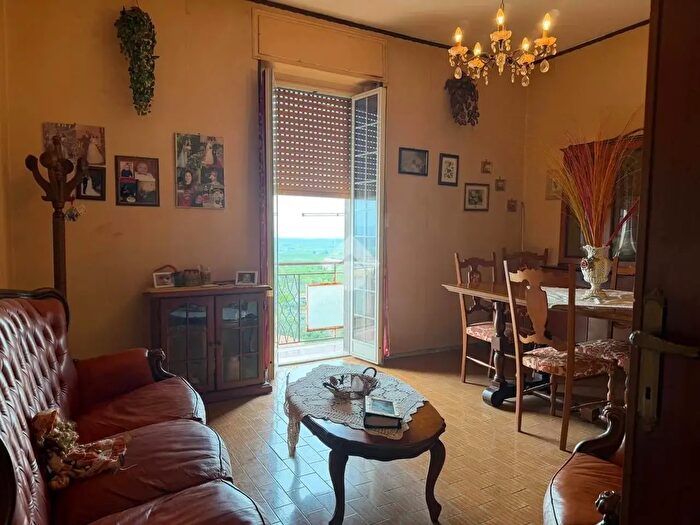 Appartamento trilocale in vendita in Strada Provinciale Molinella, Soriano Nel Cimino