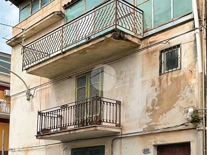 Casa quadrilocale in vendita in Via B Balsamo, Monreale