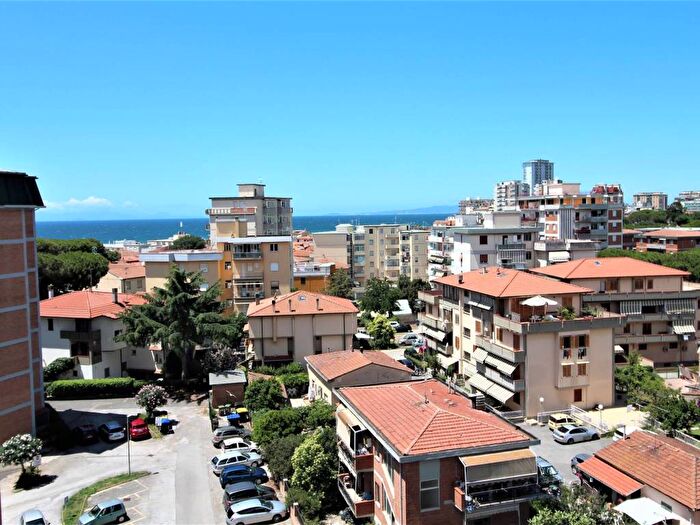Appartamento quadrilocale in affitto in viale Europa, Cassarello Senzuno Salciaina, Follonica