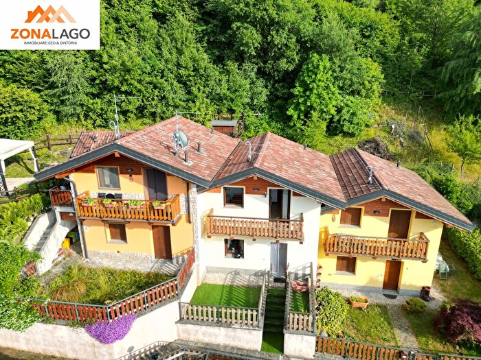 Casa in vendita in Via San Michele, Pisogne