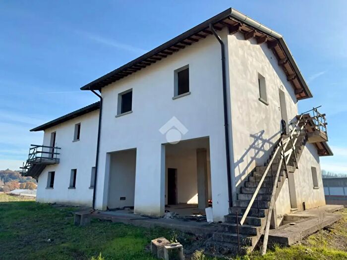 Casa con 7 locali in vendita in Via Gioacchino Rossini, Citta Di Castello