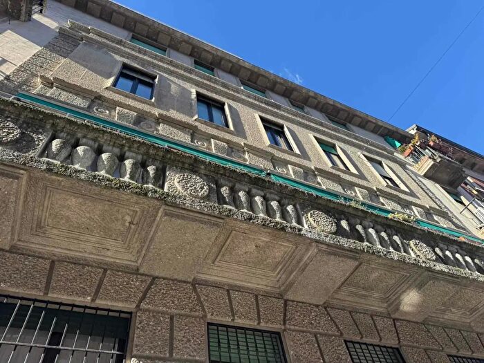 Appartamento bilocale in affitto in Via Filippo Carcano, Milano