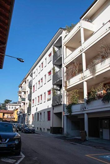 Appartamento trilocale in vendita in Via Bonvicino, Legnano