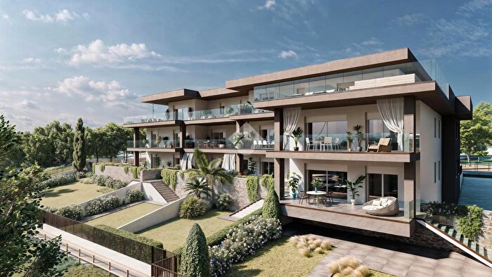 Case in Vendita e in Affitto - 2