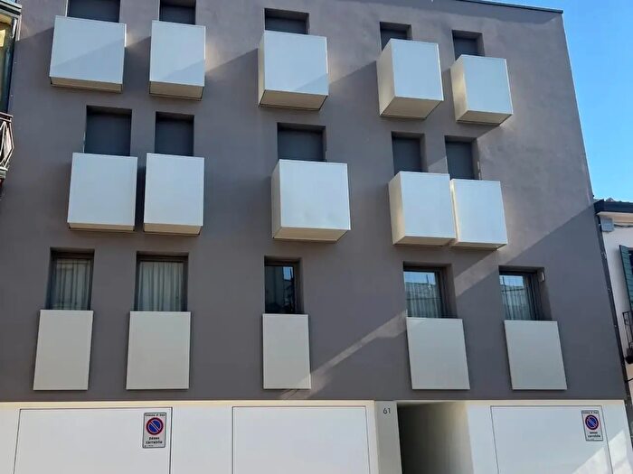 Appartamento trilocale in affitto in Via Dauli, Dolo