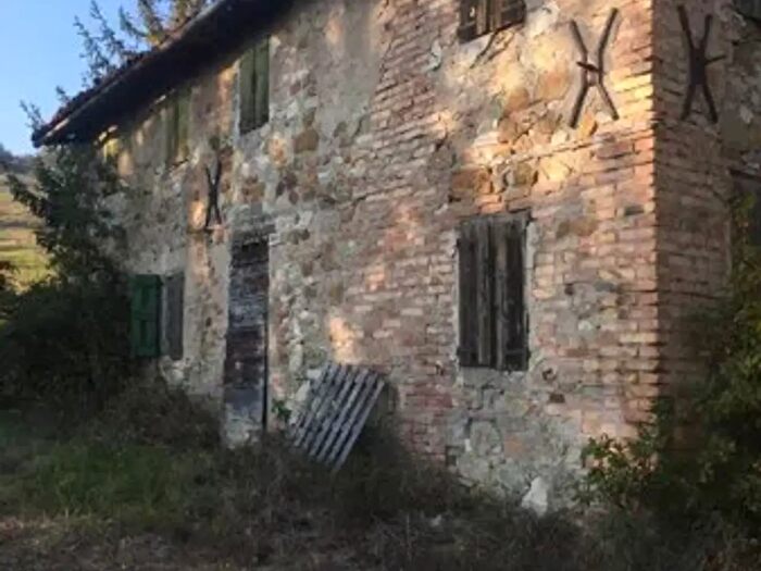 Casa con 6 locali in vendita in Via Fondovalle, Marano Sul Panaro