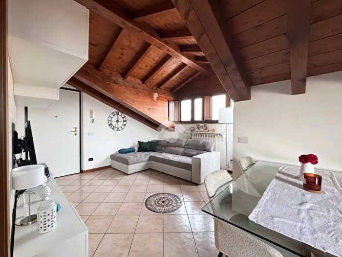 Appartamento trilocale in vendita in Via Caravaggio, Basiano