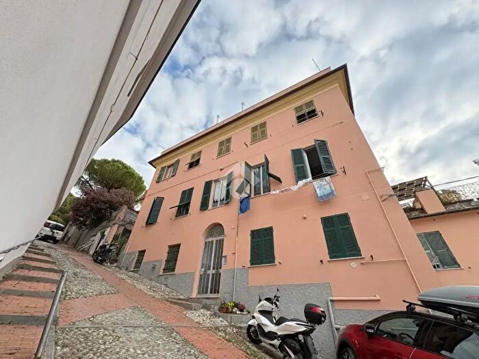 Appartamento bilocale in vendita in Salita Vecchia di Nostra Signora del Monte, Genova