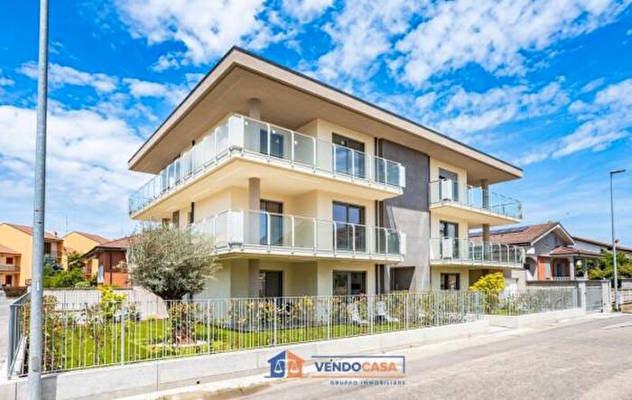 Appartamento trilocale in vendita in Via Tiziano Vecellio, Racconigi