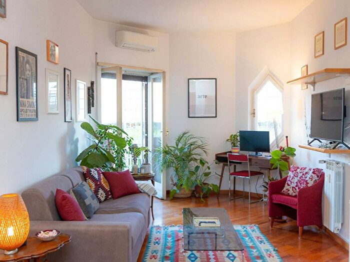 Appartamento monolocale in affitto in Largo Francesco Anzani, Trastevere, Roma