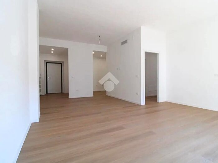 Appartamento quadrilocale in vendita in Viale Amerigo Vespucci, Pescara