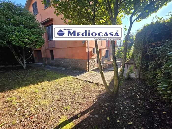 Appartamento bilocale in vendita in Via Ariana, Velletri