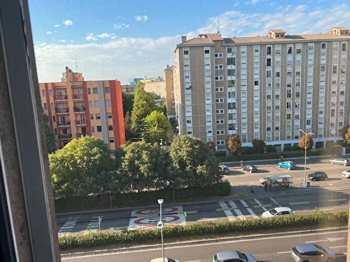 Appartamento bilocale in affitto in Viale Famagosta, Famagosta, Milano