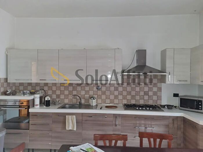 Appartamento con 5 locali in affitto in Firenze