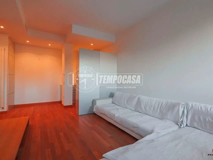 Appartamento trilocale in vendita in Via Rubicone, Ravenna