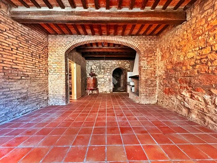 Casa con 8 locali in vendita in Via Campodiegoli, Fabriano