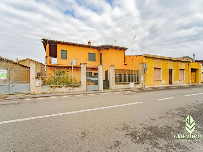 Casa trilocale in vendita in Via Roma, Barrali