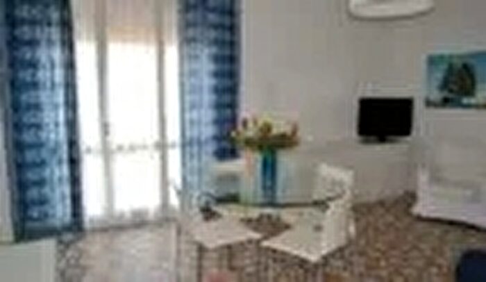 Casa quadrilocale in affitto in Milano Marittima, Cervia