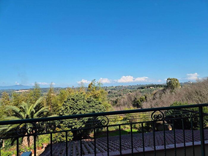 Appartamento quadrilocale in affitto in Via dei Fossi, Montefoscoli, Palaia