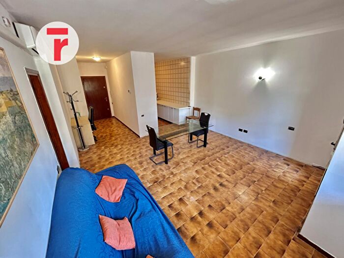 Appartamento quadrilocale in vendita in Via Tura Cosmé, Padova