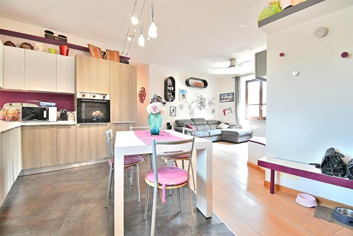 Appartamento quadrilocale in vendita in Via di Spugna, Colle Di Val DElsa