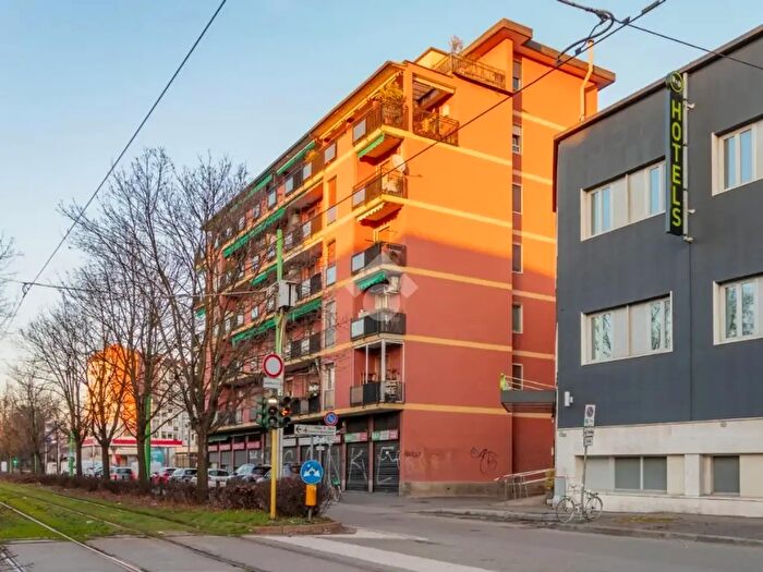 Appartamento bilocale in vendita in Via Ornato, Milano