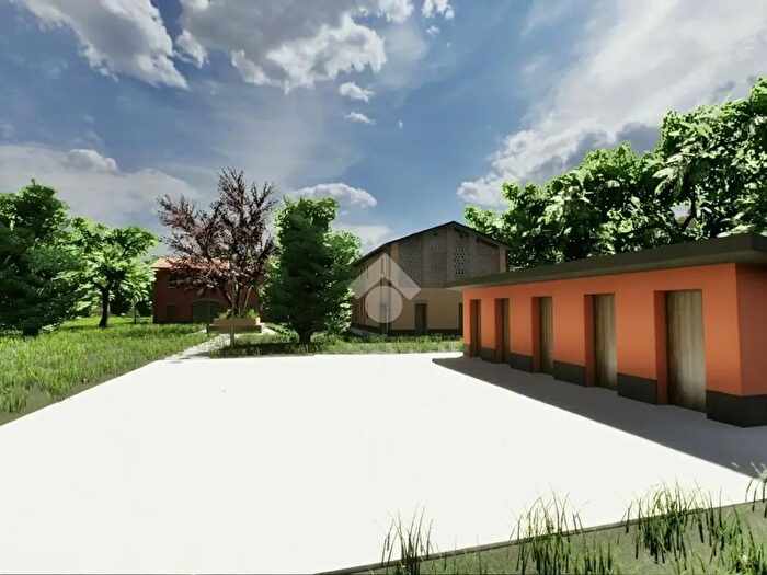 Casa quadrilocale in vendita in Stradello Opera Pia Bianchi, Modena
