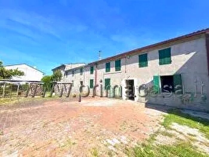 Casa con 5 locali in vendita in Via Bassa Snc, Casaleone