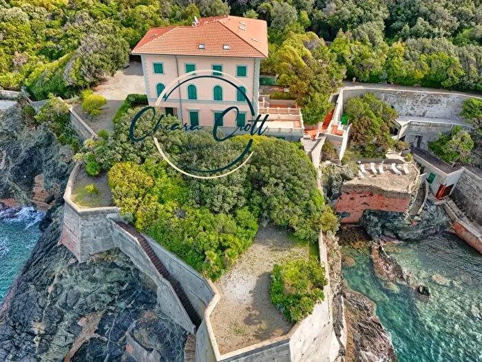 Appartamento trilocale in vendita in Rosignano Marittimo
