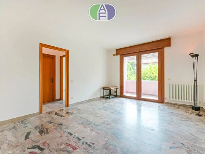 Appartamento con 5 locali in vendita in Via Modigliani, Dolo