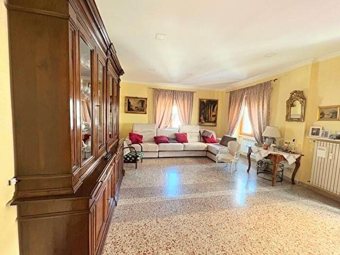 Appartamento quadrilocale in affitto in Gregorio VII Piccolomini, Roma