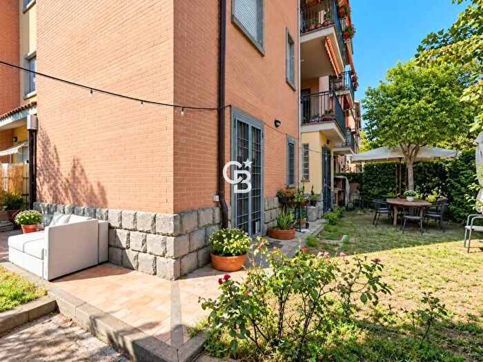 Appartamento trilocale in vendita in Via Tarconte, Viterbo