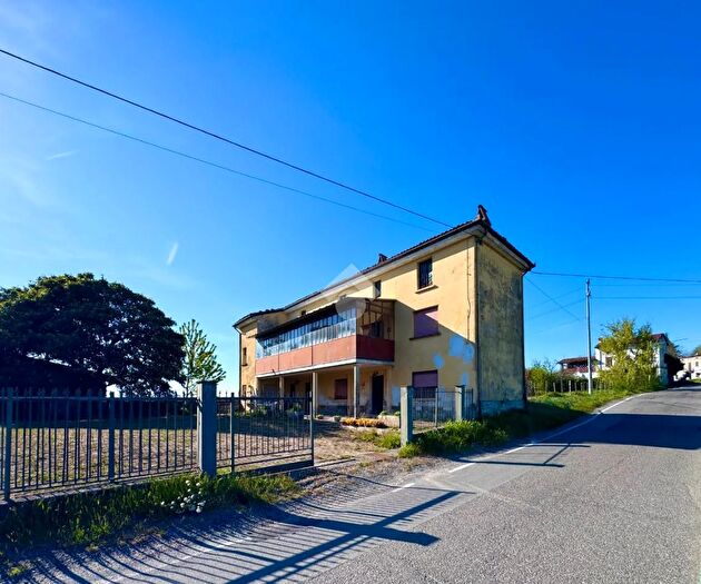 Casa con 5 locali in vendita in Località Sannazzaro, Santa Maria Della Versa